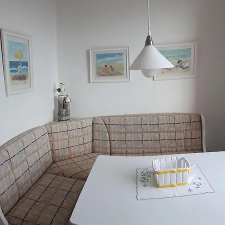 Fritz-wischer-str-5-49 Apartment